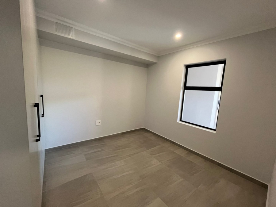 1 Bedroom Property for Sale in Table View Western Cape